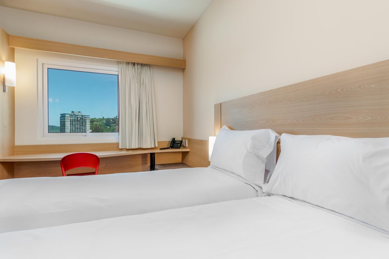 Ibis Puerto Montt Hotell Exteriör bild