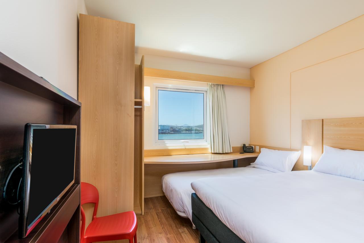 Ibis Puerto Montt Hotell Exteriör bild