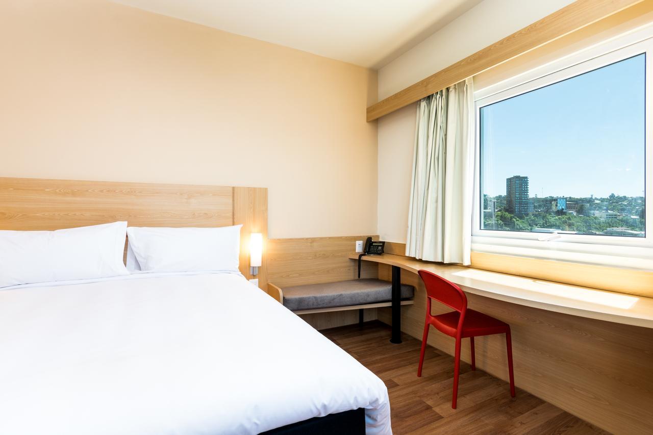 Ibis Puerto Montt Hotell Exteriör bild